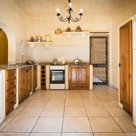 Sunset - Farmhouse With Large Private Pool In Island Of Gozo Nadur