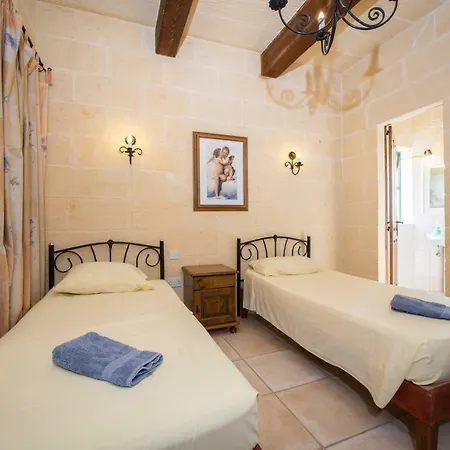 Sunset - Farmhouse With Large Private Pool In Island Of Gozo Holiday home Nadur